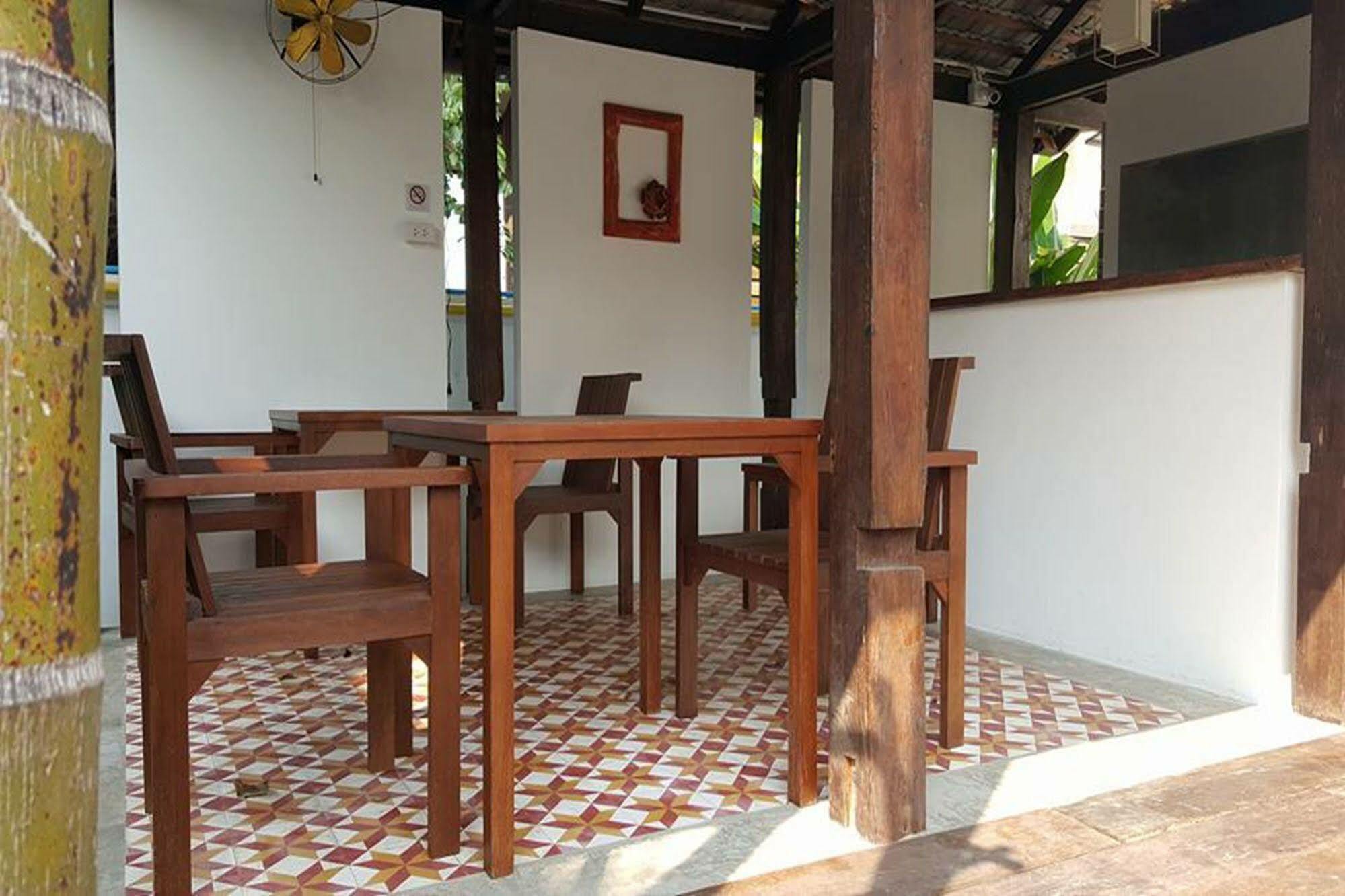 The Home Chiangmai Luxury Guesthouse Чіангмай Екстер'єр фото